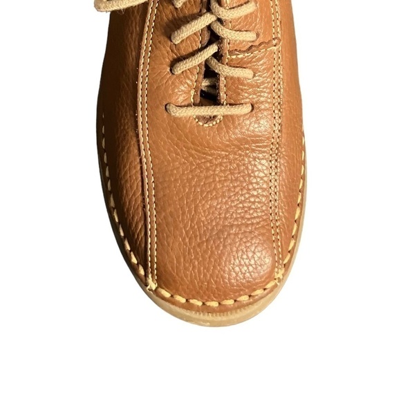 Oh DEER! Tan Leather Lace up Flats Overstitching Size 6 1/2 - Picture 2 of 9